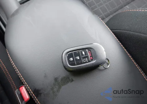 2023 Honda Hr-V Awd Sport z USA, uszkodzony, nr VIN 3CZRZ2H57PM712810